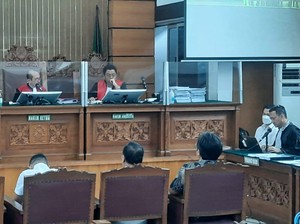 Hakim Tegur Saksi Ahli gegara Posisi Duduk di Sidang Eks Anak Buah Sambo