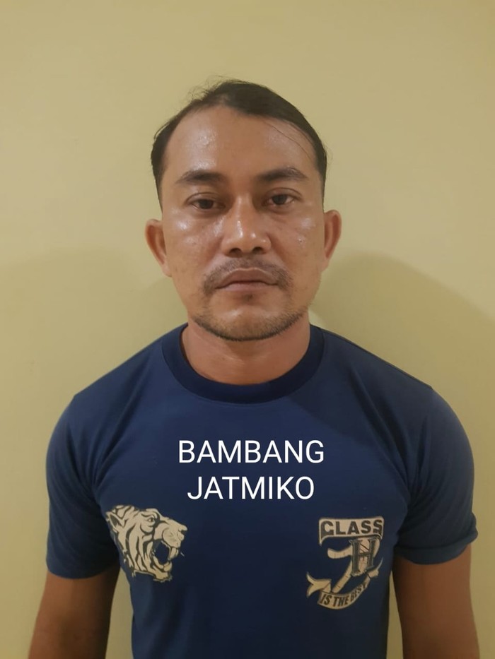 Tujuh orang dari LSM BPPI yang diamankan polisi terkait mediasi damai perkosaan anak Brebes. Foto diunggah Jumat (20/1/2023).