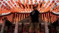 Festival Lentera dirayakan setiap tanggal 15 di bulan pertama (Yuan) dari kalender lunar. Festival ini menandai bulan purnama pertama dari Tahun Baru Imlek dan pengakhir perayaan Tahun Baru Imlek. Foto: Dmity Berdnyk/Unsplash