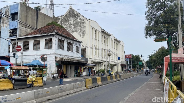 Jalan Kunir di Jakbar Bebas PKL Jalan Kunir di Jakbar Bebas PKL