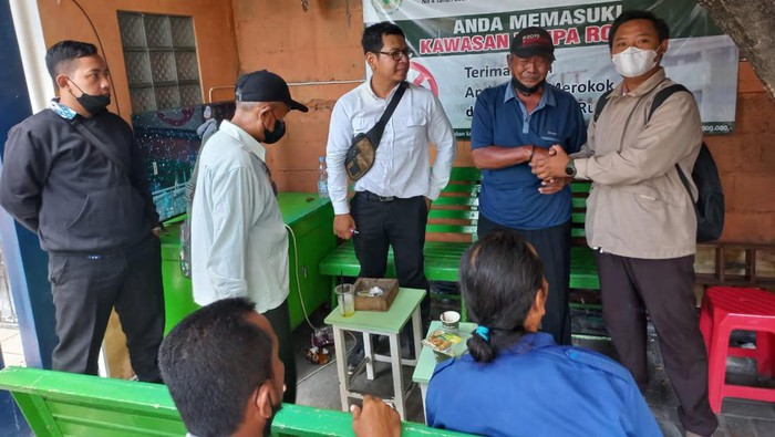 kasus siswi smk loncat dari angkot berakhir damai