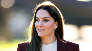 Cantik Memesona, 8 Gaya Kate Middleton Saat Gantikan Tugas Pangeran Harry