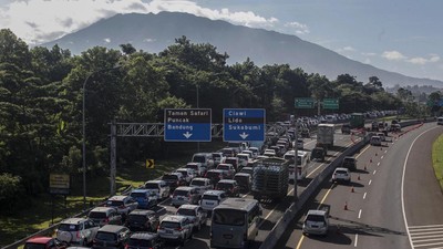 Libur Panjang, Jalur Puncak Bogor Macet Banget