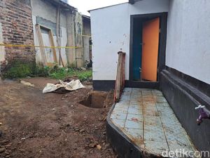 Melihat Lebih Dekat Lubang Kuburan Para Korban Serial Killer Duloh dkk