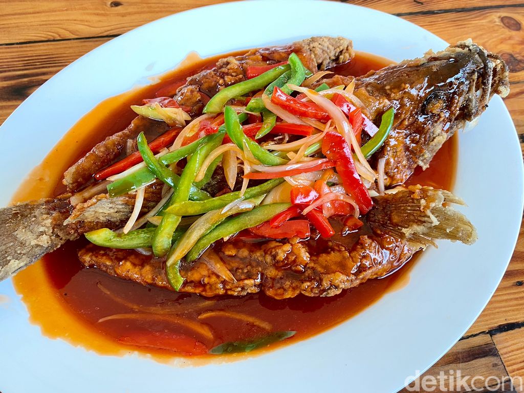 Poon Choi Khas Kanton hingga Crispy Pork, Sajian Imlek di Sinar Djaya