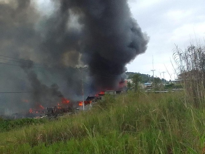 Ricuh buntut penembakan maut di Dogiyai, Papua.