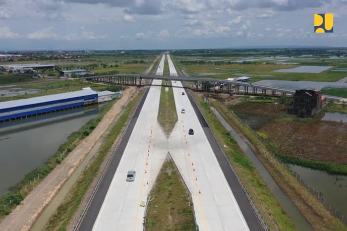 Tol Semarang-Demak seksi 2 kantongi sertifikat laik operasi Tol Semarang-Demak seksi 2 kantongi sertifikat laik operasi
