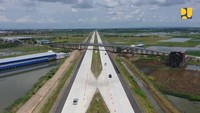 Tim Evaluasi Laik Fungsi Jalan Tol Semarang-Demak Seksi 2 ruas Sayung–Demak telah melaksanakan evaluasi laik fungsi dan merekomendasikan bahwa secara admnistrasi, teknis, dan sistem operasi, Jalan Tol ini dinyatakan laik fungsi sehingga siap dioperasikan untuk umum. Foto: Dok. Kementerian PUPR