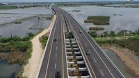Kepala Badan Pengatur Jalan Tol (BPJT) Kementerian PUPR Danang Parikesit mengatakan, saat ini Jalan Tol Semarang–Demak Seksi 2 ruas Sayung–Demak telah selesai pembangunannya. Foto: Dok. Kementerian PUPR