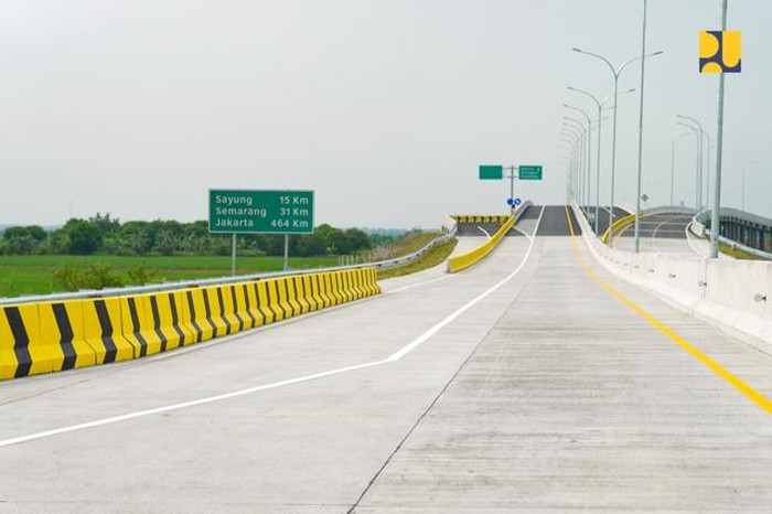 Tol Semarang-Demak seksi 2 kantongi sertifikat laik operasi Tol Semarang-Demak seksi 2 kantongi sertifikat laik operasi