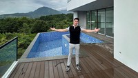 Verrell Bramasta kala itu mencari tanah dan lokasi rumah itu saat masih pacaran dengan Natasha Wilona. Foto: dok. Instagram Verrell Bramasta