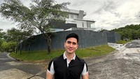 Penampakan dari luar Verrell Bramasta yang berada di kawasan Sentul, Jawa Barat. Foto: dok. Instagram Verrell Bramasta