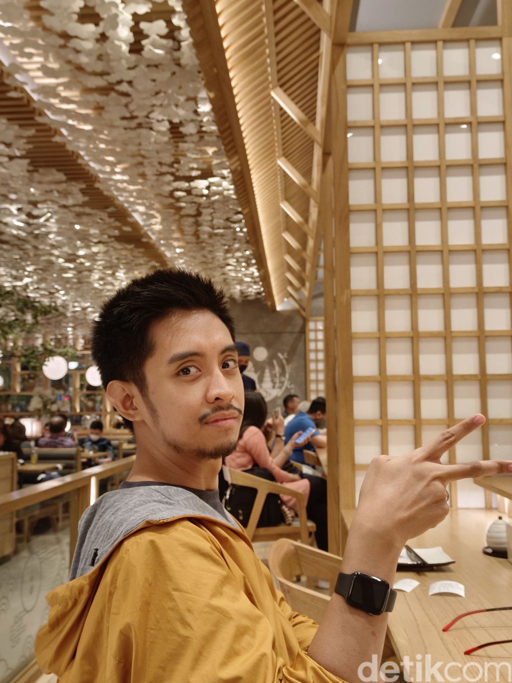 Vivo V25 Pro