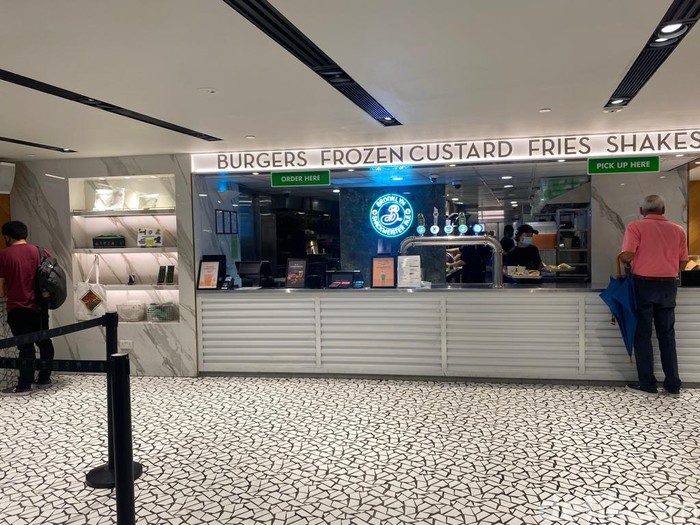 Yummy Banget! Burger ‘Shake Shack’ New York di Singapura yang Empuk Juicy