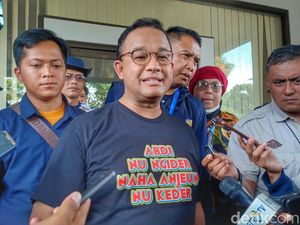 Anies Pakai Kaos Abdi Nu Ngider, Naha Anjeun Nu Keder saat ke Bandung