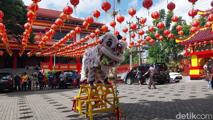 barongsai di kelenteng Eng An Kiong