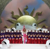 Pesta pembukaan yang dimeriahkan konser Beyonce ini hanya untuk tamu VIP, termasuk di antaranya sederet selebriti seperti Kendall Jenner, Liam Payne, Rebel Wilson, Mark Wright dan Michelle Keegan. Foto: Kevin Mazur/Getty Images/Atlantis The Royal