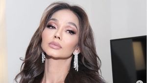8 Gaya Glamour Bunda Corla, Disebut Transgender oleh Nikita Mirzani