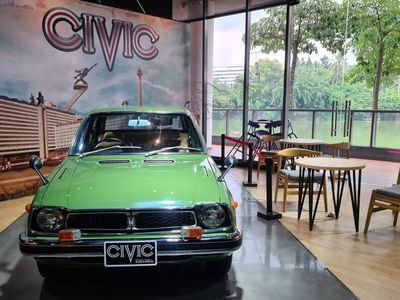 Potret Mbah Uyut Honda Civic: Masih Mulus, Punya Fitur Canggih di Zamannya