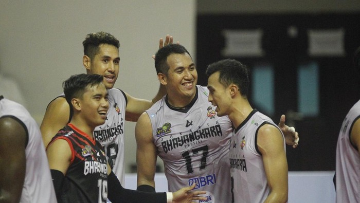 Tim putra Jakarta Bhayangkara Presisi (JBP) menjadi juara di putaran pertama Proliga 2023. Kemenangan diperoleh usai JBP mengalahkan Jakarta Pertamina Pertamax 3-0.