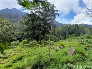 Misteri Batu Api di Jalur Pendakian  Gunung Manglayang