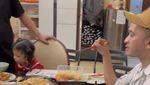 Keseruan Ruben Onsu hingga Roger Danuarta Makan Bersama Keluarga di Hari Imlek