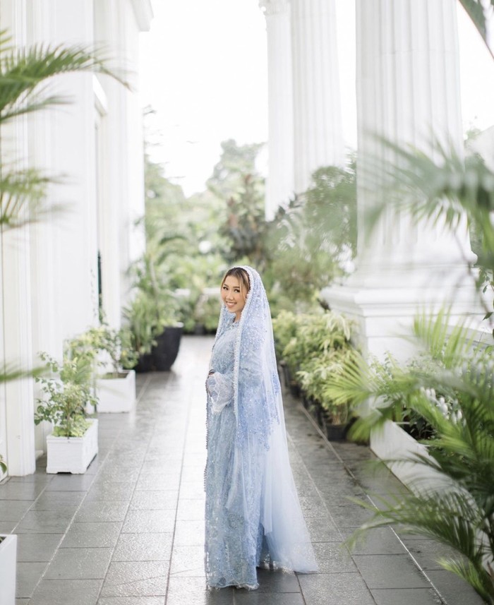 Kiki Saputri Kiki Saputri saat pengajian dan siraman.