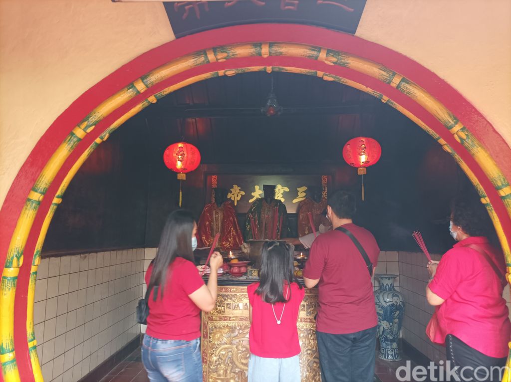 Klenteng Boen Tek Bio Pasar Lama Tangerang