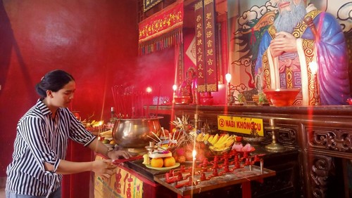 Perayaan Imlek 2574 di Khongcu Bio Jalan Bisma No.5 Denpasar, Bali, Minggu (22/1/2023).