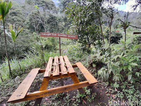 Pesona Gunung Manglayang, salah satu gunung di Jawa Barat.