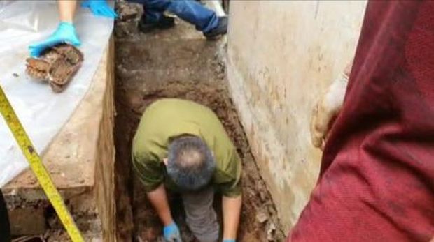 Polisi Temukan Properti Korban Serial Killer