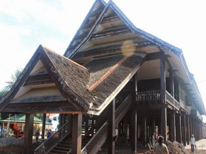 Rumah Adat Laika Sulawesi Tenggara