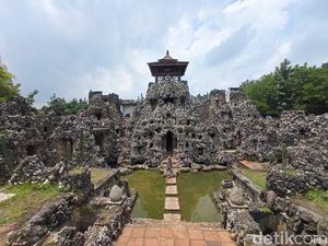 Mengungkap Mitos di Balik Gua Sunyaragi Cirebon