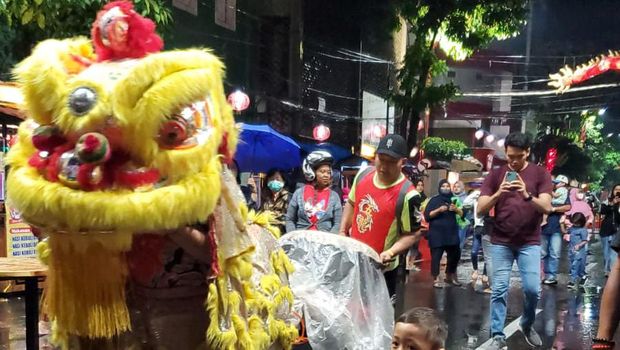 Tradisi Imlek di Kampung Wisata Pecinan Surabaya