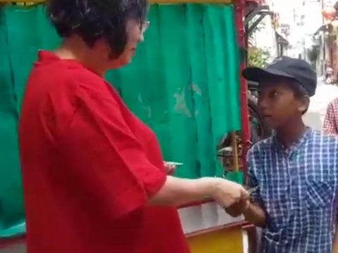 Tradisi Imlek di Kampung Wisata Pecinan Surabaya