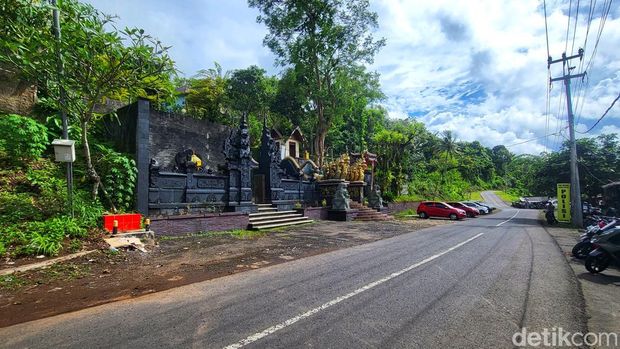 Vihara Dewi Kwan Im di Sukabumi yang sepi pengunjung.