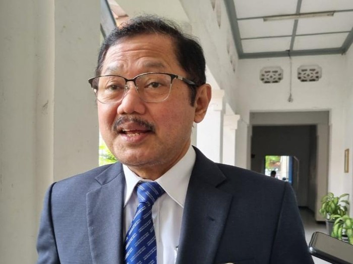 Dekan FK Unair, Prof Dr dr Budi Santoso SpOG(K)