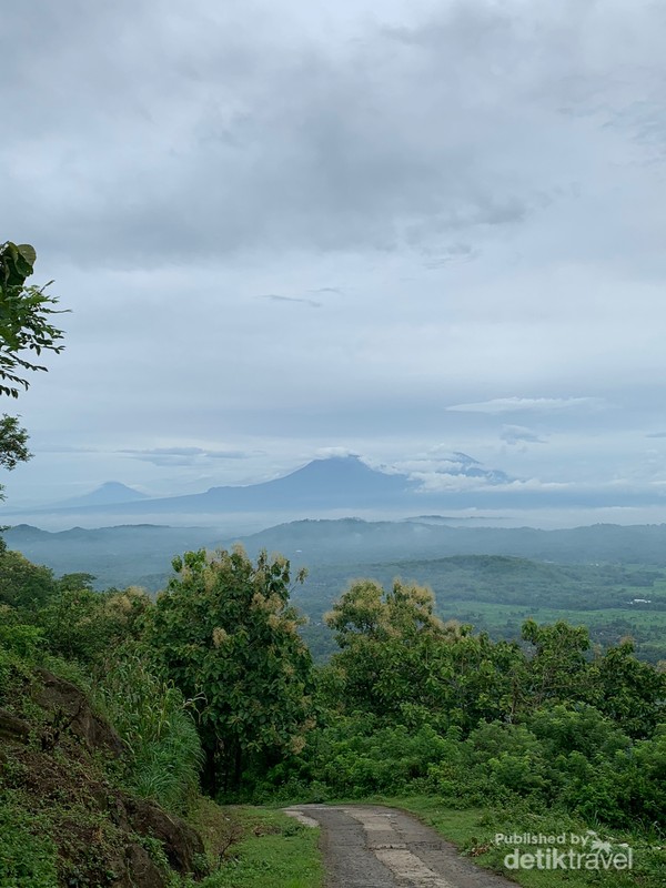 Bukit Kuda, Jurangjero