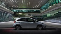 Honda juga memberikan revisi dan penyempurnaan dari sektor transmisinya. Hal ini diklaim membuat rasa berkendara lebih halus dan menarik. Foto: dok. Honda Europe
