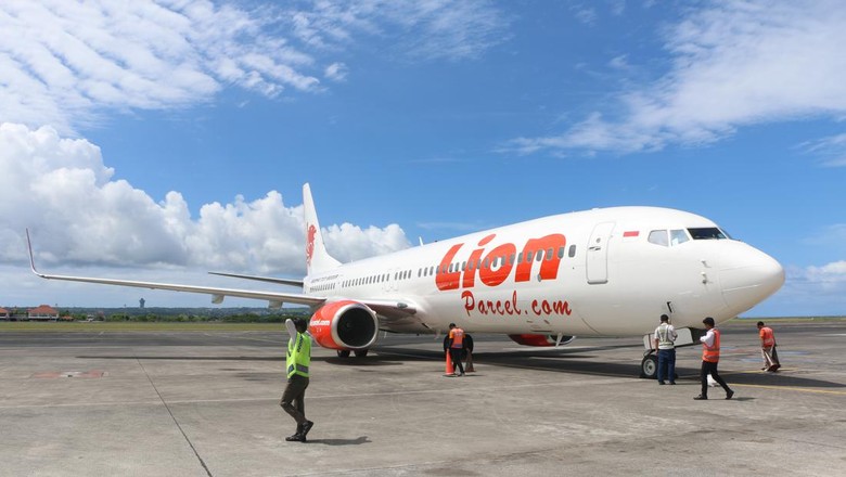 ilustrasi Pesawat Lion Air Ilustrasi Lion Air