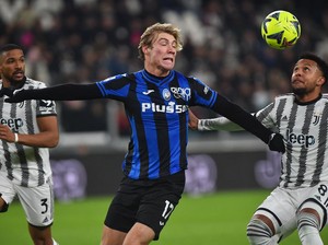 Eriksen Mau Bujuk Striker Muda Denmark ke MU?