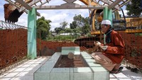 Makam tersebut berusia puluhan hingga ratusan tahun.