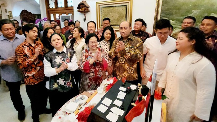 Megawati Soekarnoputri rayakan ultah secara sederhana di kediamannya