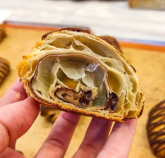 Mewah! Ada Pastry hingga Kopi Berlapis Emas di Kafe Milik Salt Bae