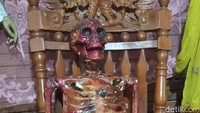 Sang pemilik, yakni Ujang Bustomi membuat Museum Santet tidak bertujuan untuk menakut-nakuti para pengunjung. Sebaliknya, melalui Museum Santet itu, ia justru ingin memberi edukasi dan mengajak masyarakat agar tidak takut dengan hal-hal tersebut. (Foto: Ony Syahroni/detikJabar)
