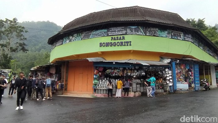 pasar songgoriti