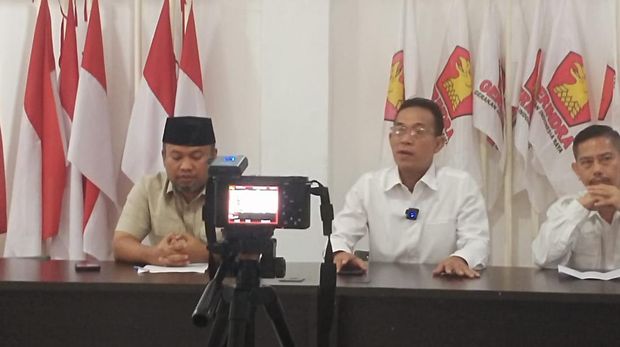 Pengurus Gerindra Sumut saat memberi keterangan soal kedatangan Prabowo Subianto ke Medan. (Foto: Istimewa)
