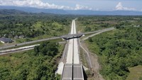 Pembangunan Jalan Tol Sigli - Banda Aceh (Seksi 1,5,6) sepanjang 38 km sudah mencapai 81%. Seksi jalan tol ini akan dilengkapi 2 (dua) simpang susun dan 2 (dua) gerbang tol. 