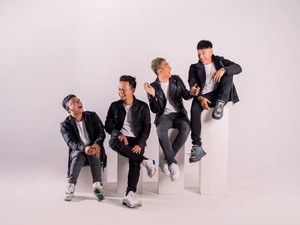 Begini Chord Tiada Guna Lagi dari Repvblik, Lagu Melow buat yang Galau