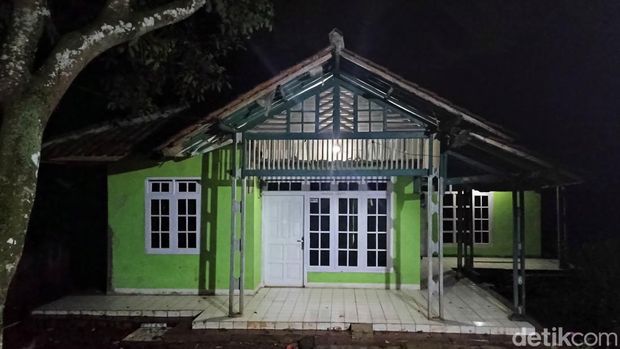 Rumah kontrakan yang pernah dihuni Farida dan Wowon serta keluarganya.